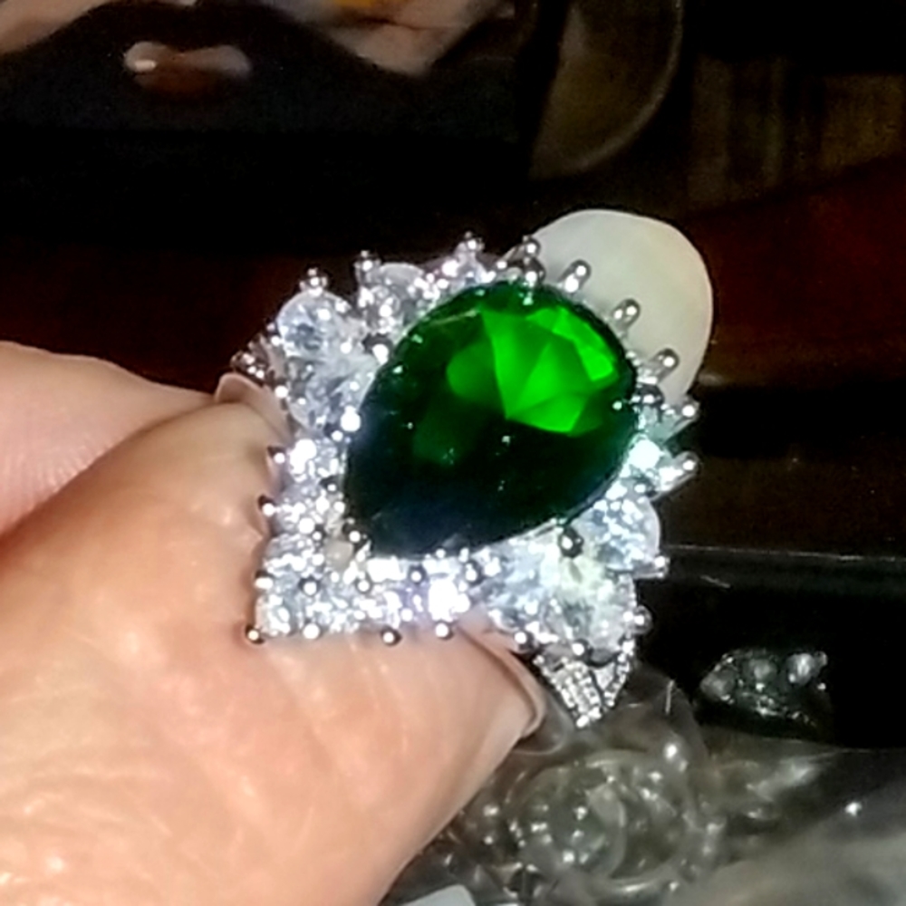 Pear Cut Emerald Diamond Cz Ring 8